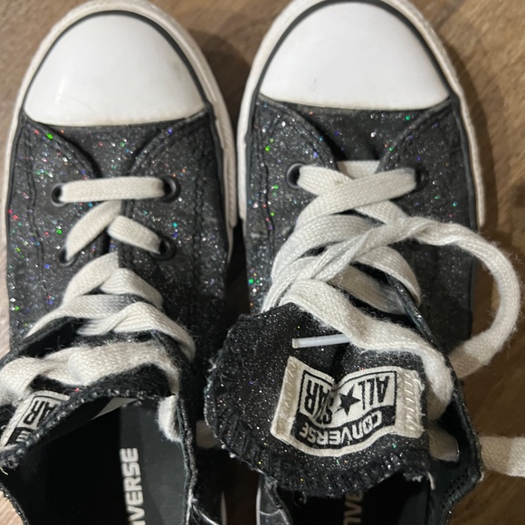Size 2 Converse Sparkly Black - Picture 4 of 6